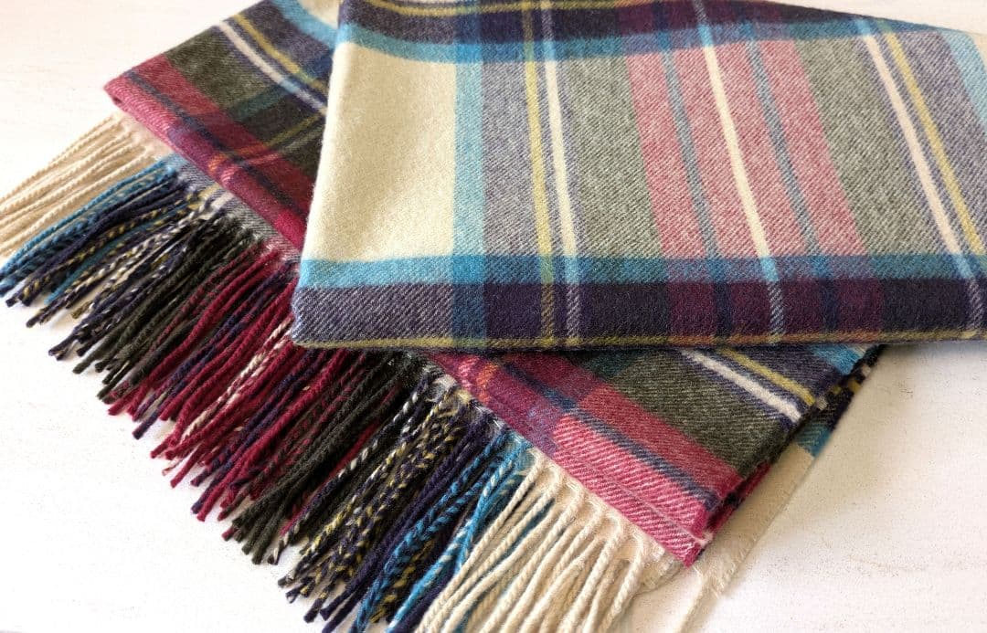 ☆美品☆大判 ジョンストンズJohnstons of Elgin ストール