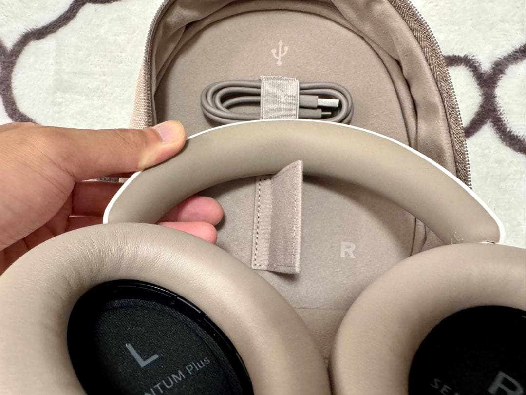 SENNHEISER ACCENTUM Plus ゼンバイザーヘッドホン