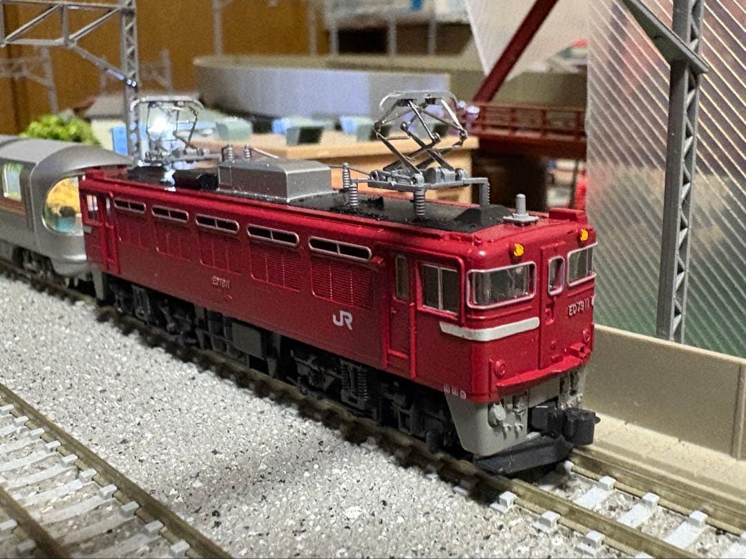 nゲージ KATO 寝台特急　カシオペア　客車12両+ED79形　EF510形