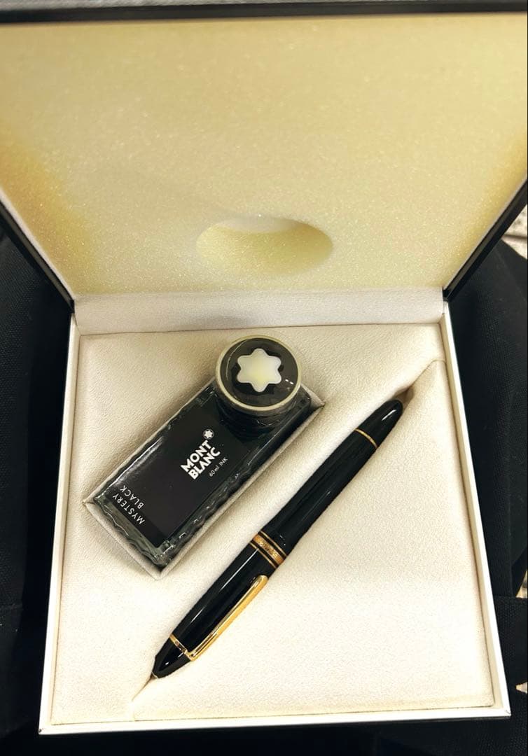 MONTBLANC 万年筆