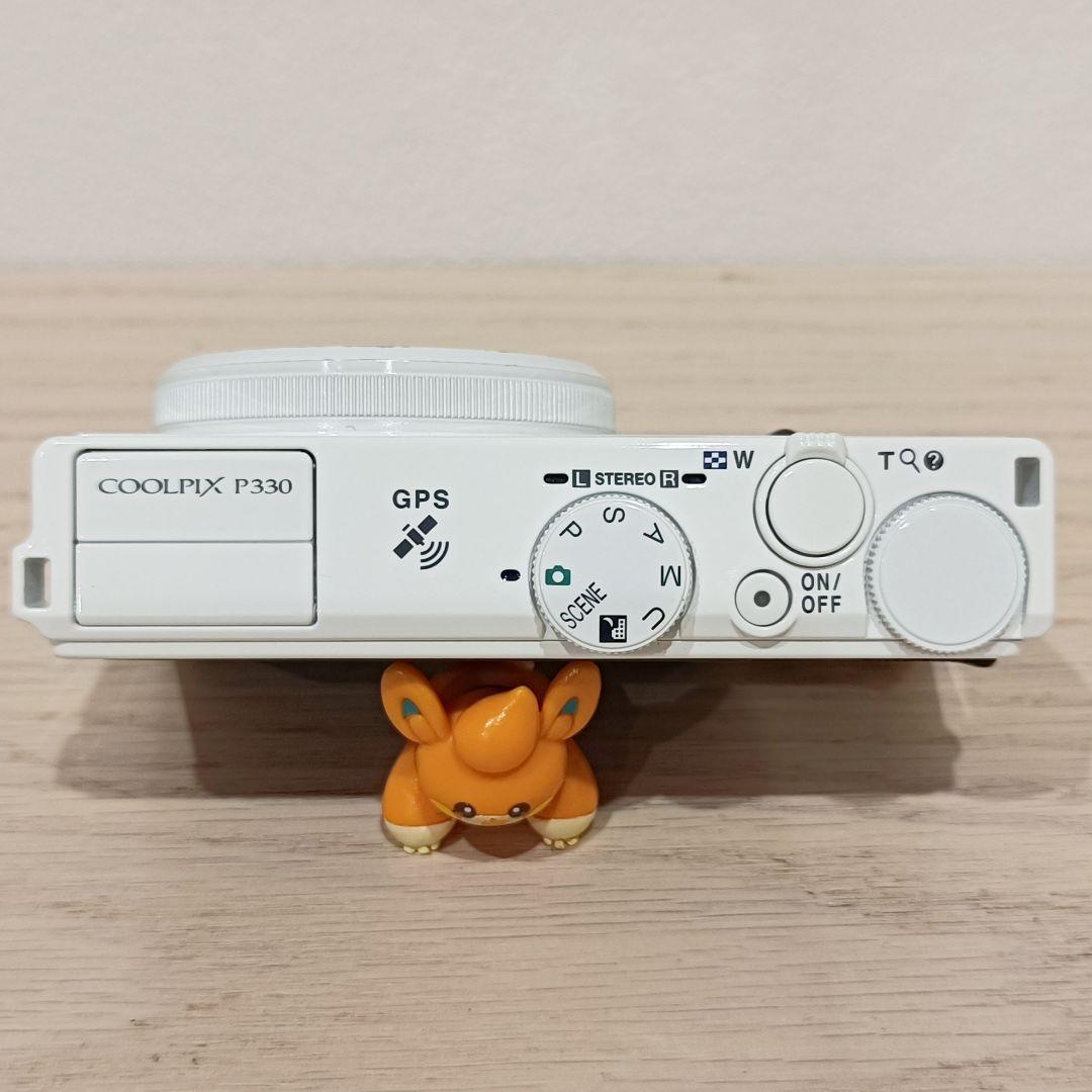 美品 訳あり Nikon COOLPIX P330 ホワイト デジカメ 説明書