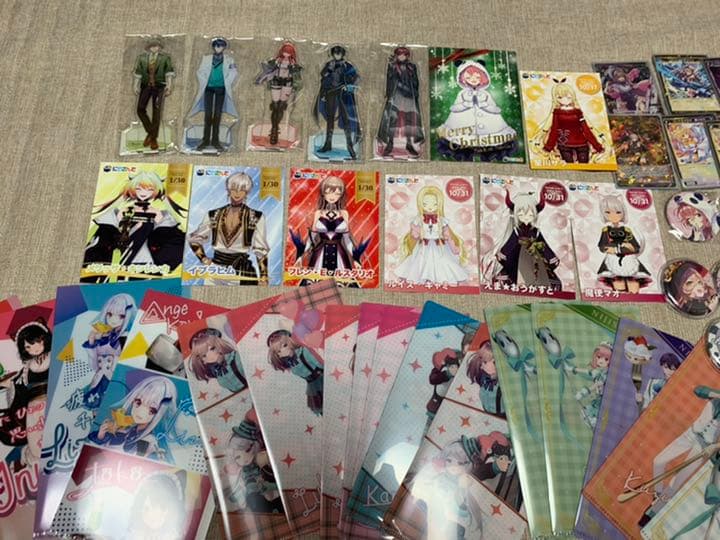 にじさんじ★まとめ売り★アクリル★缶バッジ★カード★ファイル★シールなど、、、