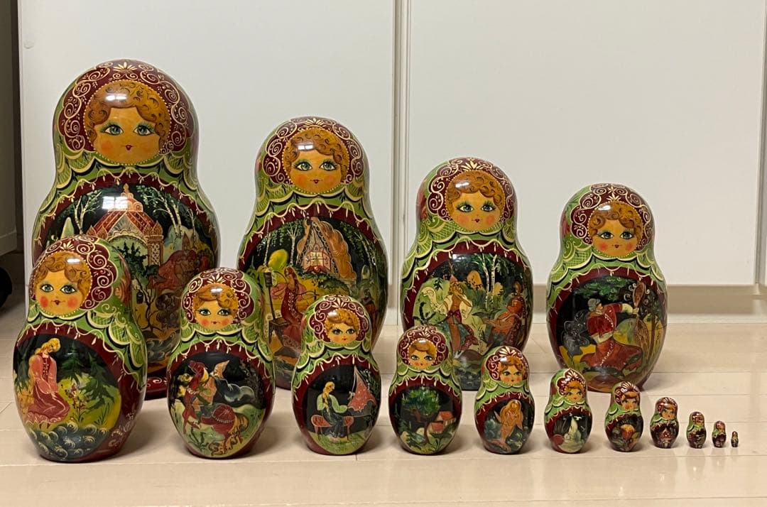 マトリョーシカ　ロシア　15体
