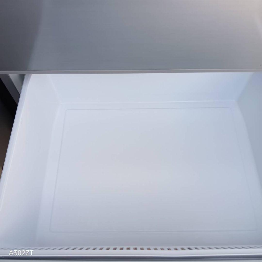 1541 送料設置無料　新生活　アクア　大型冷蔵庫　355L