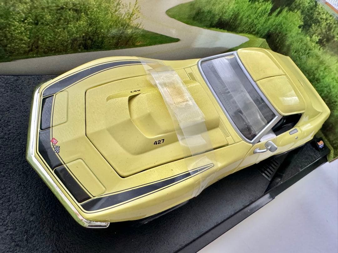 ホットウィール　シボレー・コルベット　ZL-1　1969  イエロー 1/18