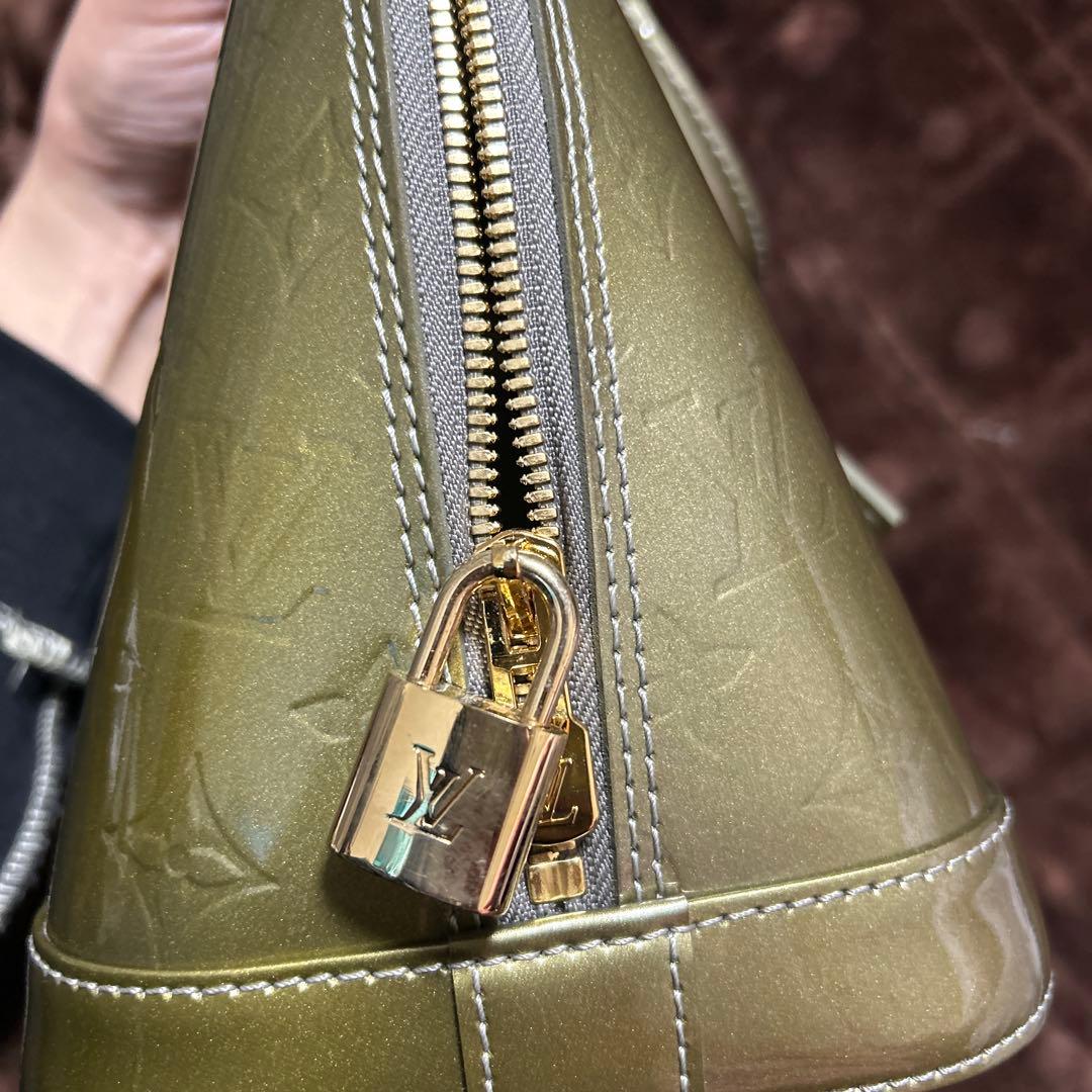 Louis Vuitton ハンドバッグ