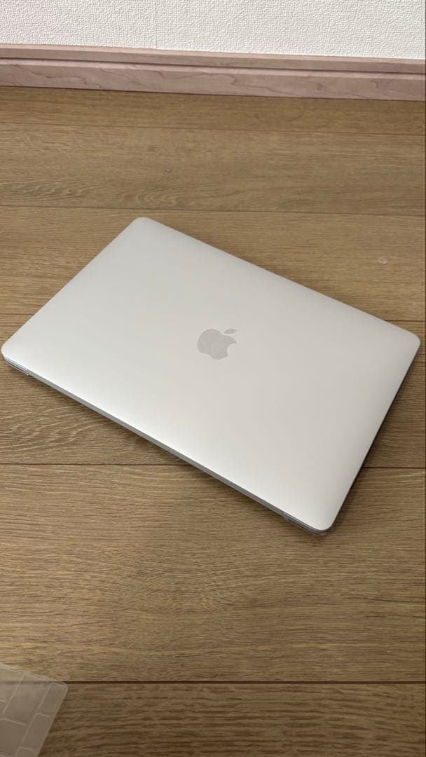 MacBook本体 MacBook AIR RAM8GB SSD256