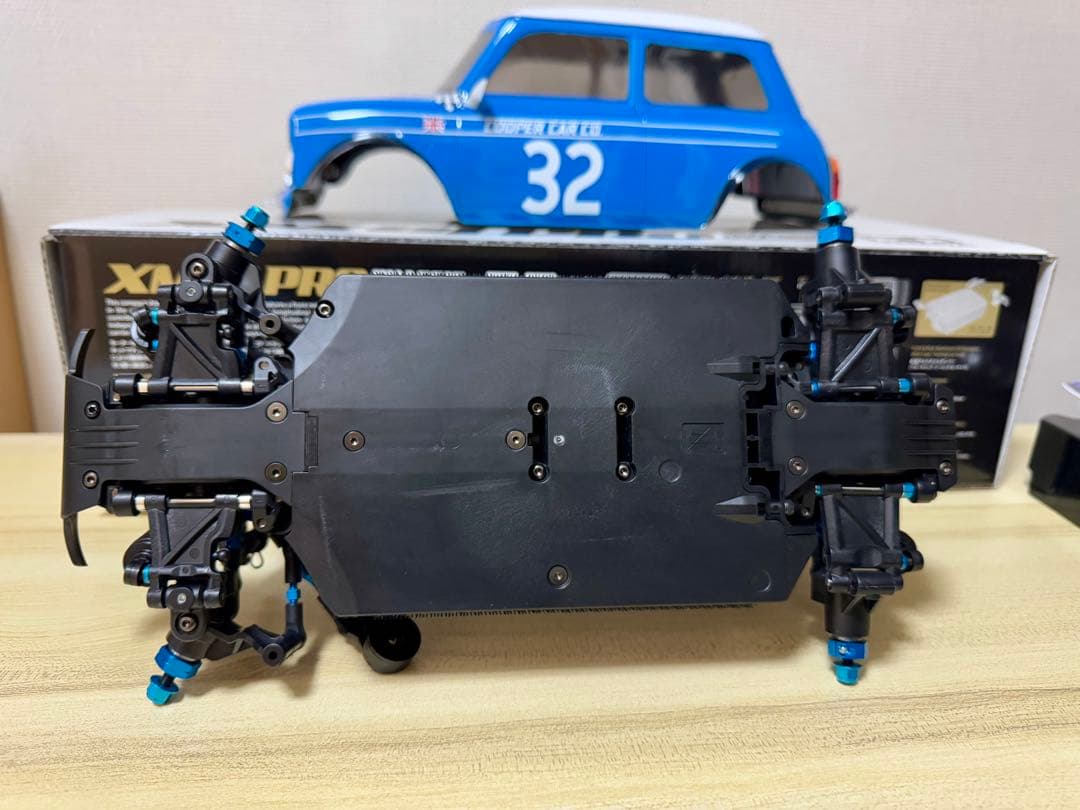 タミヤ　XM-01 PROシャーシキット&ボディー付き(アスカクリエート)