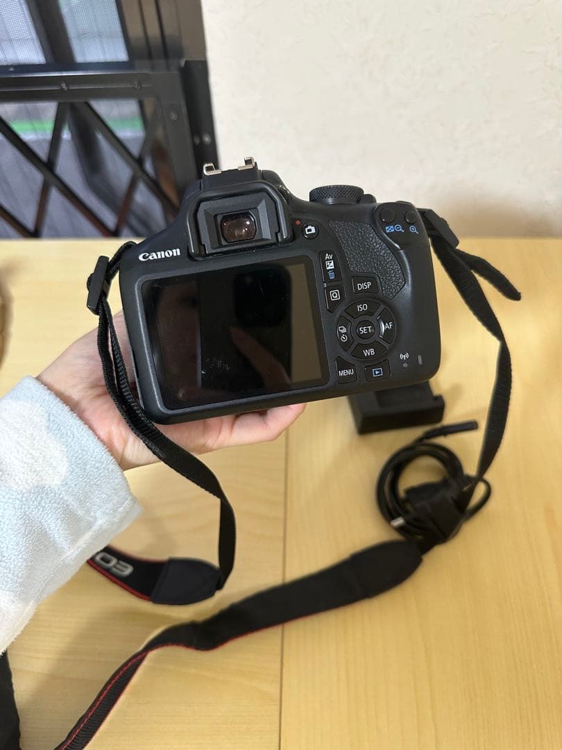 Canon EOS Kiss X90 (2000D) 本体＋レンズ本22言語