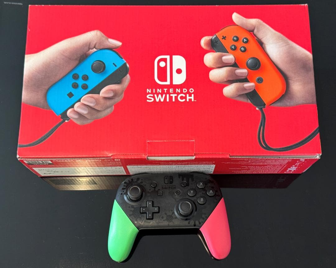 [美品] Nintendo Switch 本体 ＋ プロコン