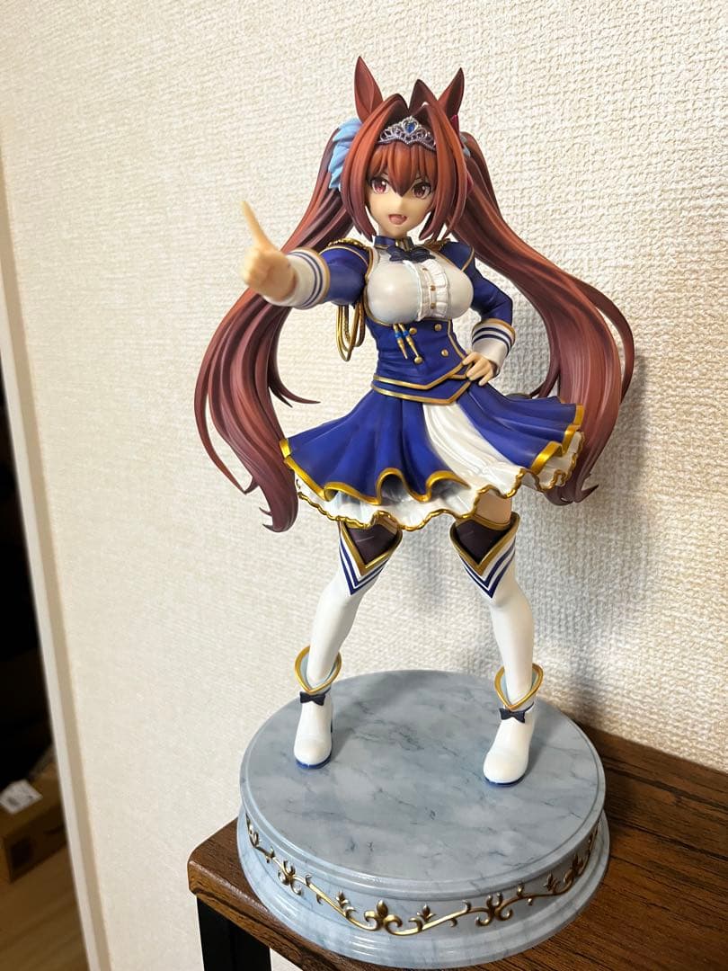 中古、箱あり　ダイワスカーレット フィギュア