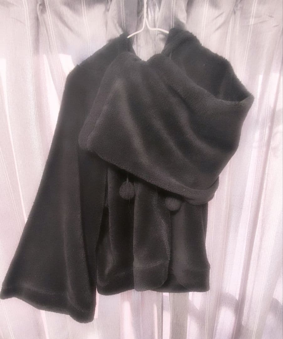 【希少】【海外向け】【他サイト等に該当の商品なし】グルーミー　フリースパーカー