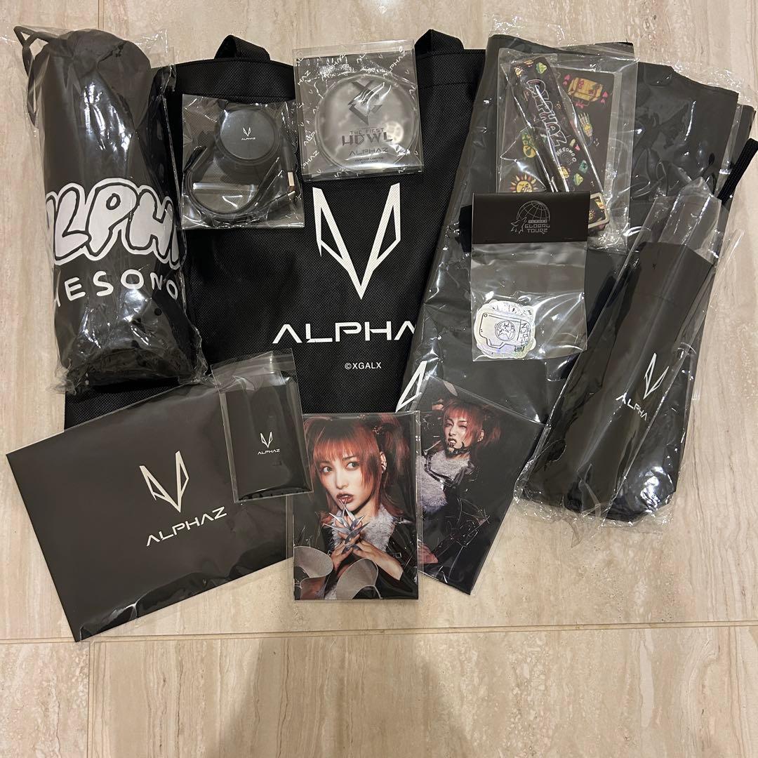 【未使用】XG グローバルパッケージ 追加公演VVIP グッズ & 限定トレカ