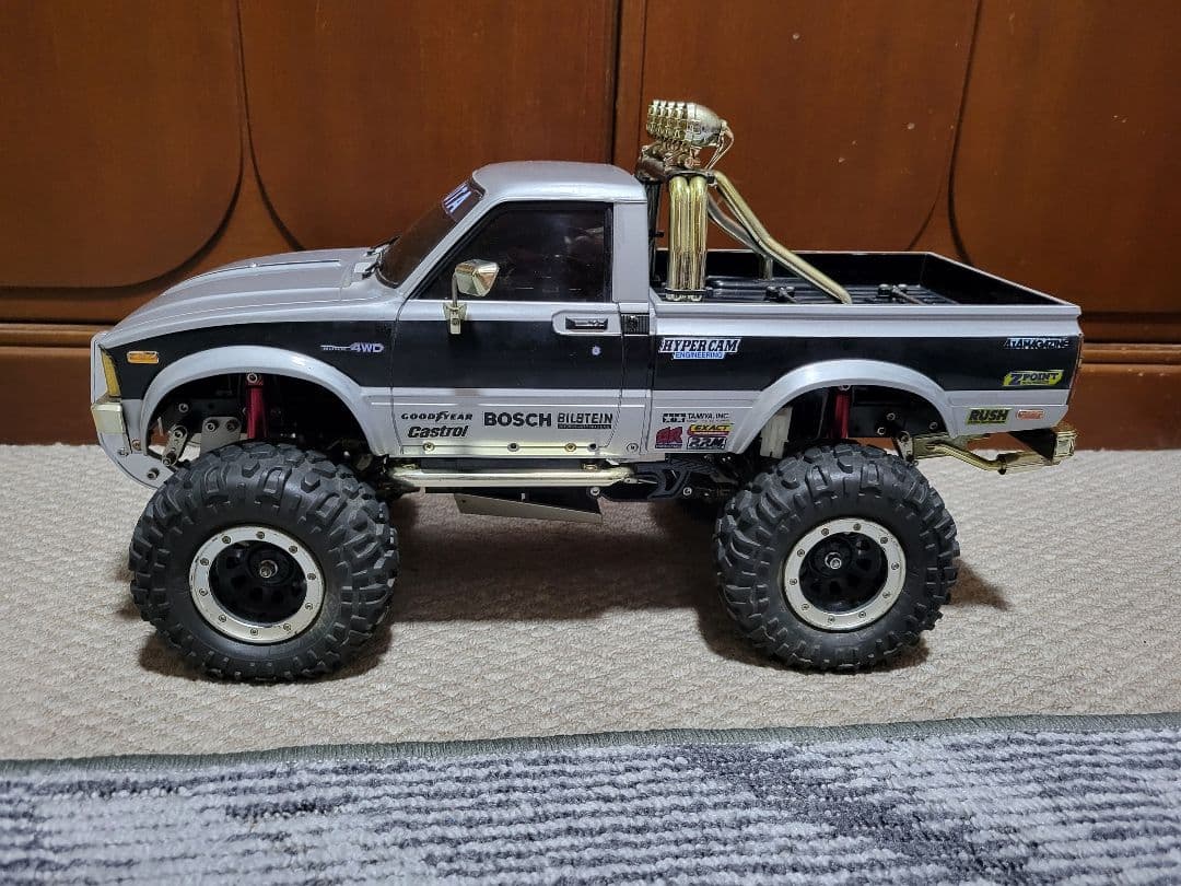 タミヤRCカー1/10トヨタハイラックスハイリフトMFC-02フルオペプロポ付き