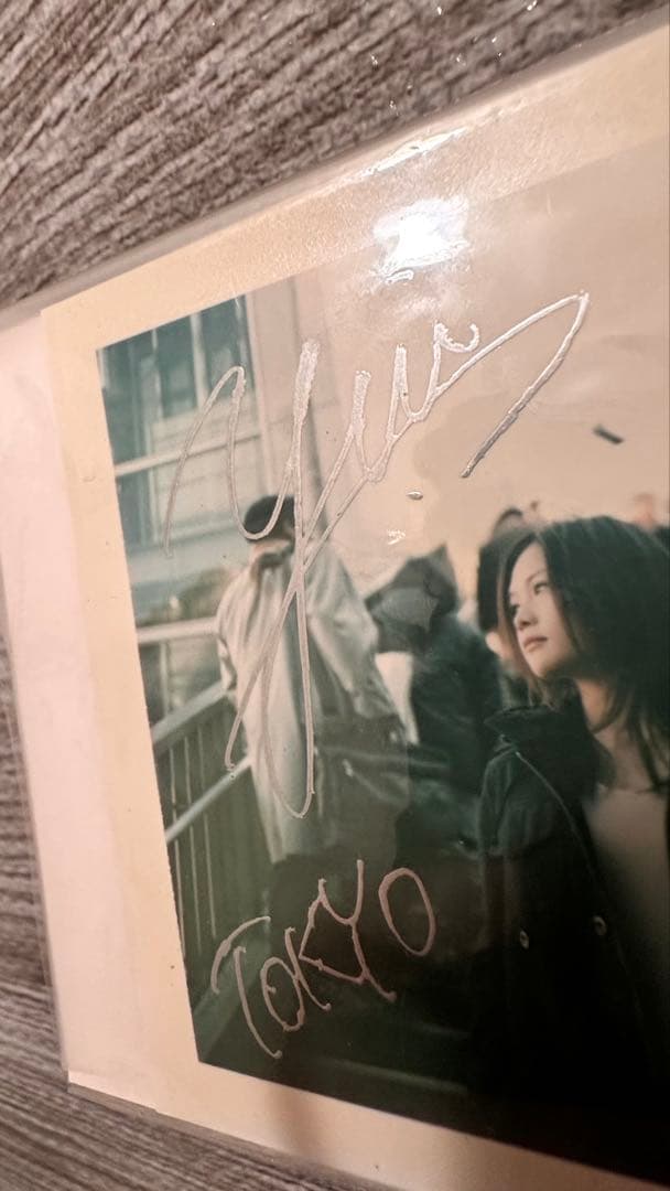 世界に1枚！！！初期の！YUI 直筆サイン入り生写真