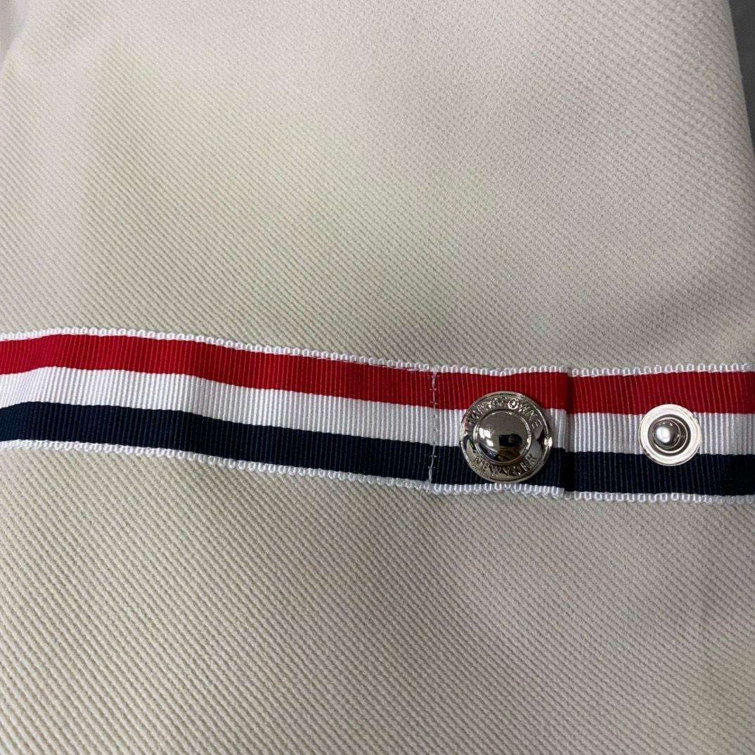 THOM BROWNE ストライプ付きクリーム色ジャンパー Mサイズ