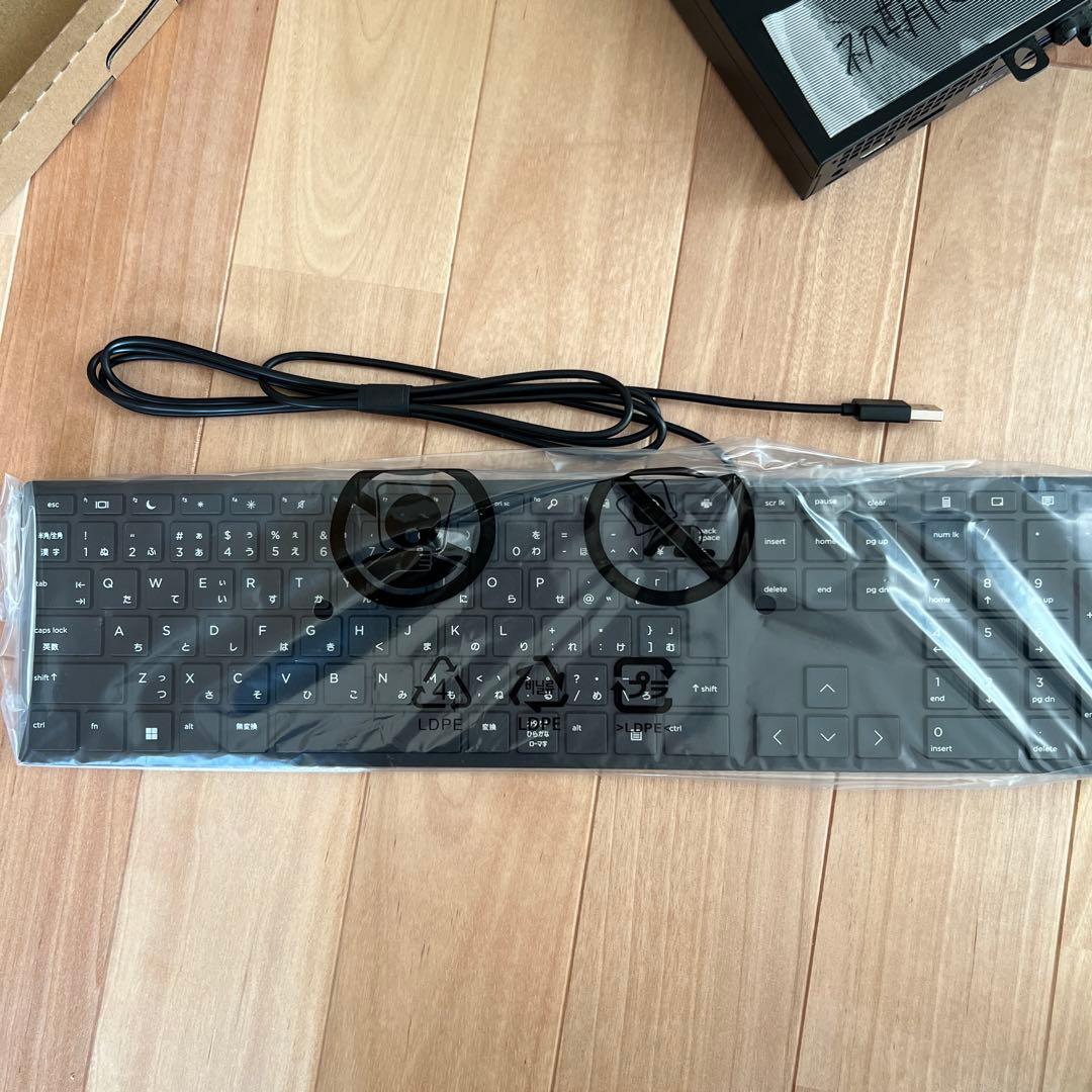 Dell OptiPlex 3060 本体とキーボード他