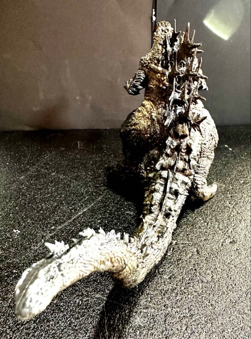 TMKゴジラ２０２３プラモデル組み立て完成品、銀座ジオラマセット