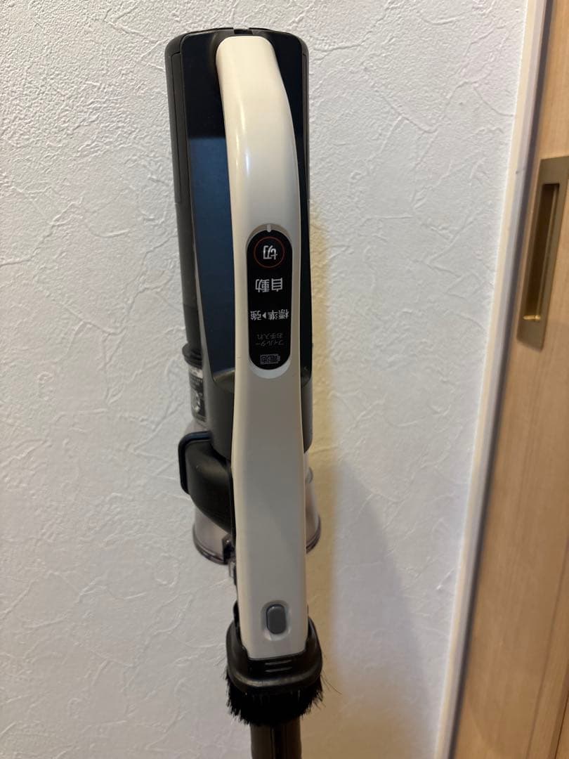 HITACHI コードレス掃除機　PV-BL3L BT新品レベル収納付スタンド