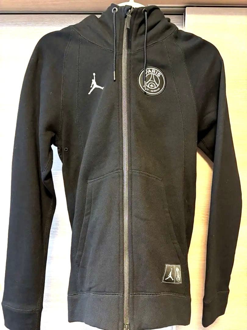 美品 パリサンジェルマン ジョーダン PSG Jordan パーカー メンズ