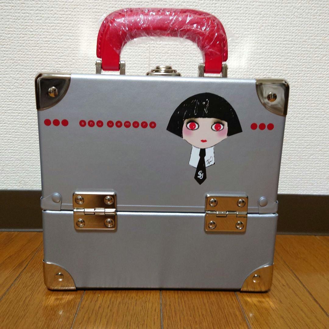 シュウウエムラ カールラガーフェルド コラボ メイクボックス