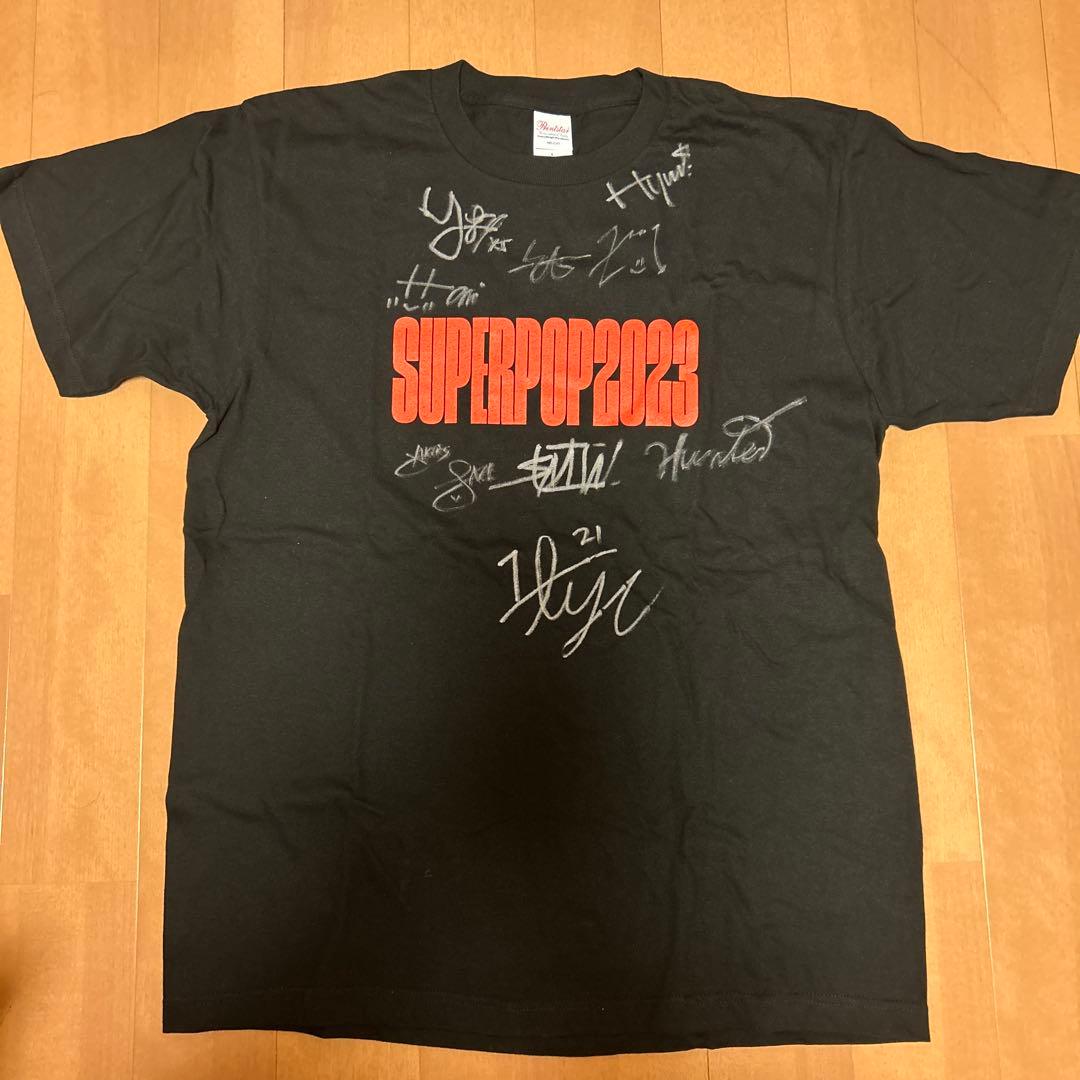 xikers サイン入りTシャツ