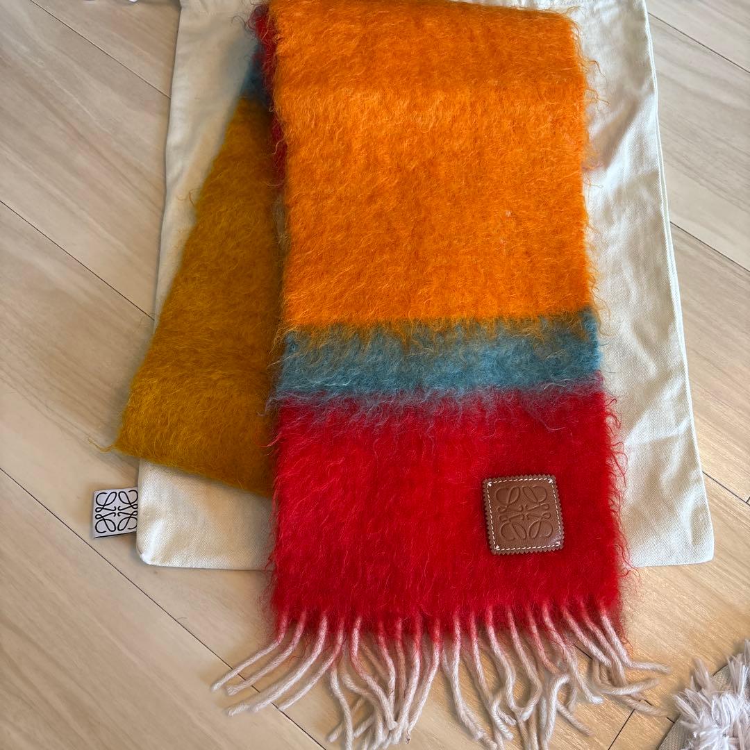 m*g様 ロエベ　マフラー