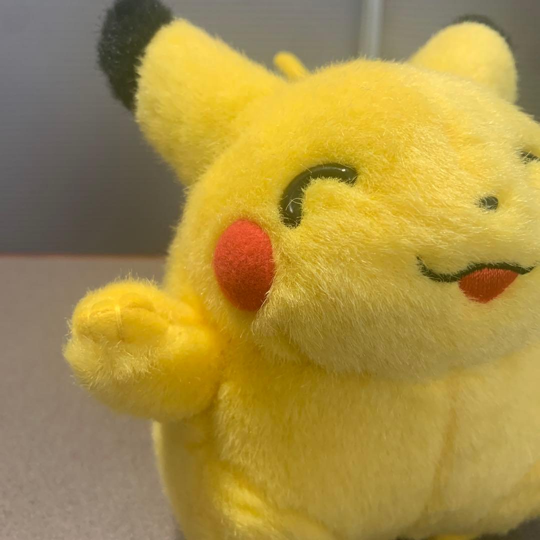 初期　ピカチュウ　ぬいぐるみ　にっこり　タカラトミー　バンザイ