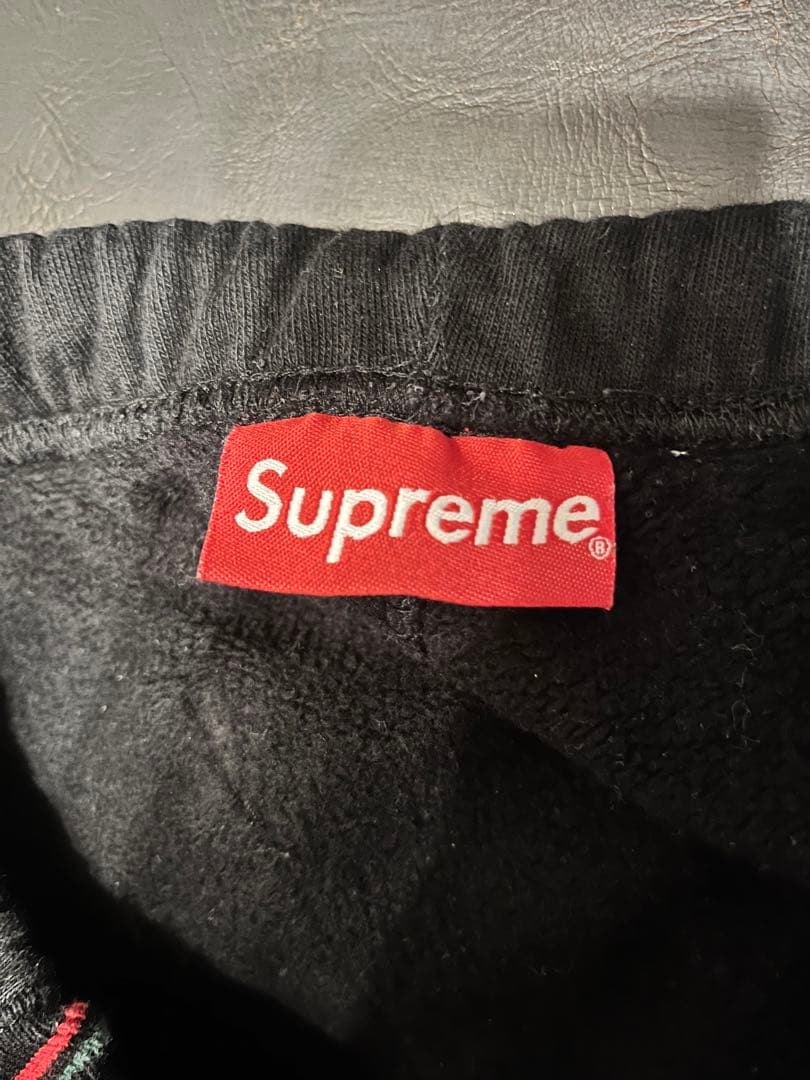 supreme パンツ　Sサイズ