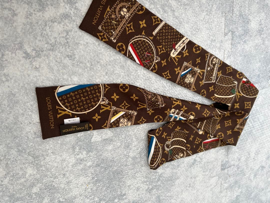 LOUIS VUITTON モノグラム バンダナ