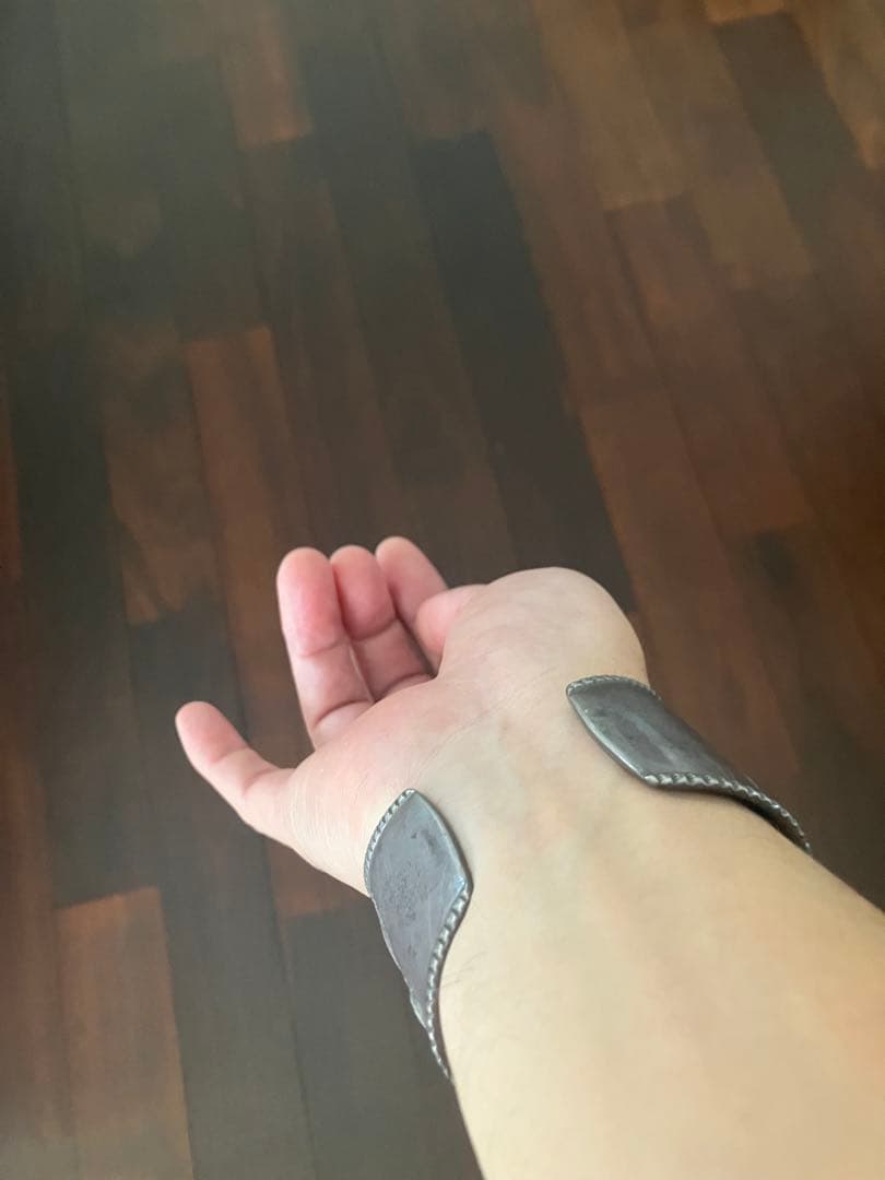 Perry Shorty ペリーショーティー シルバー バングル