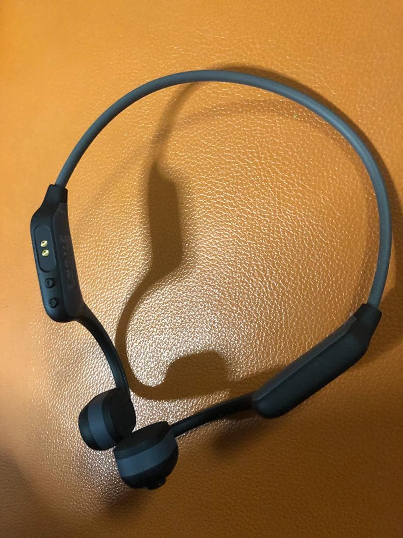 ☆骨伝導Bluetoothヘッドホン - 12時間超長再生、耳掛け式