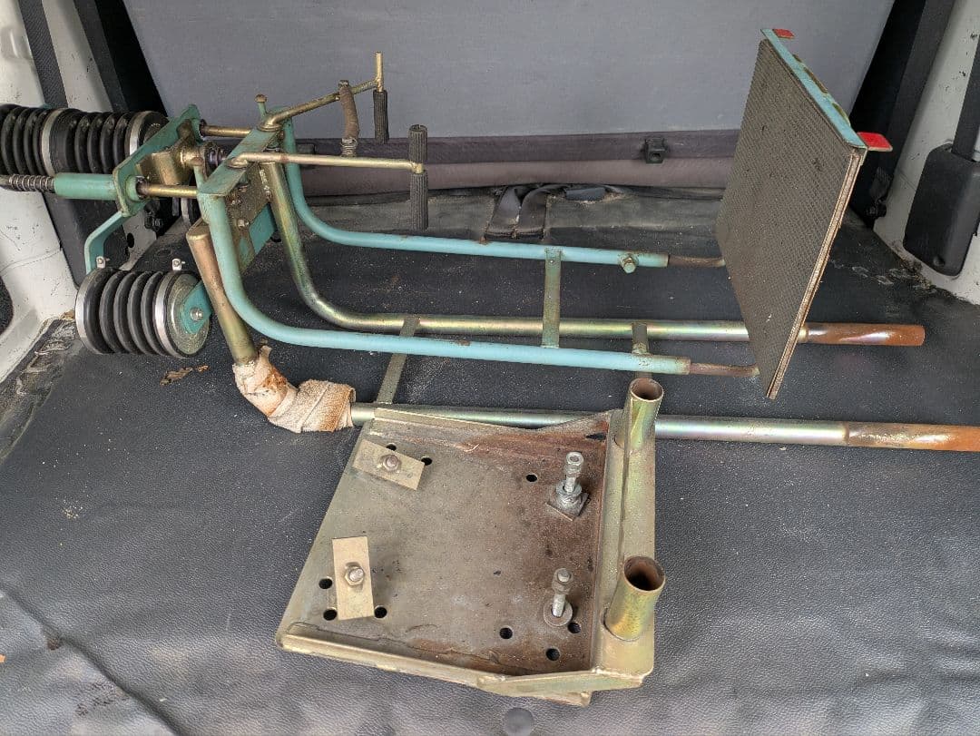 スクーデリア様　ジャイロキャノピーに付いていた出前機 多分マルシン製