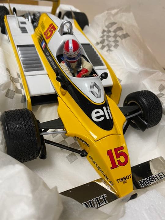 絶版！希少！ルノーRE20 F1 1／18ドライバー付き未展示品