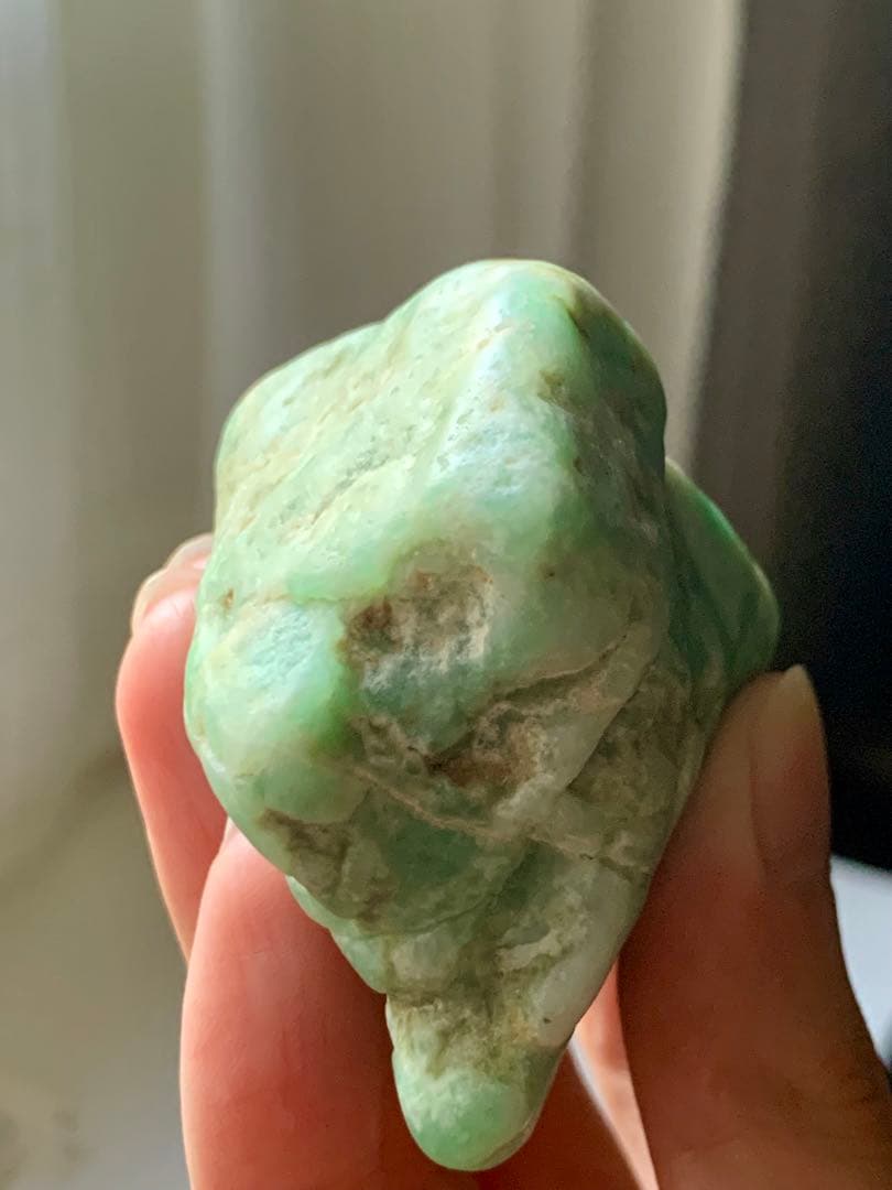 金山谷　極上ろうかん糸魚川翡翠　原石　糸魚川ひすい　コン沢　国産鉱物　水石　根付