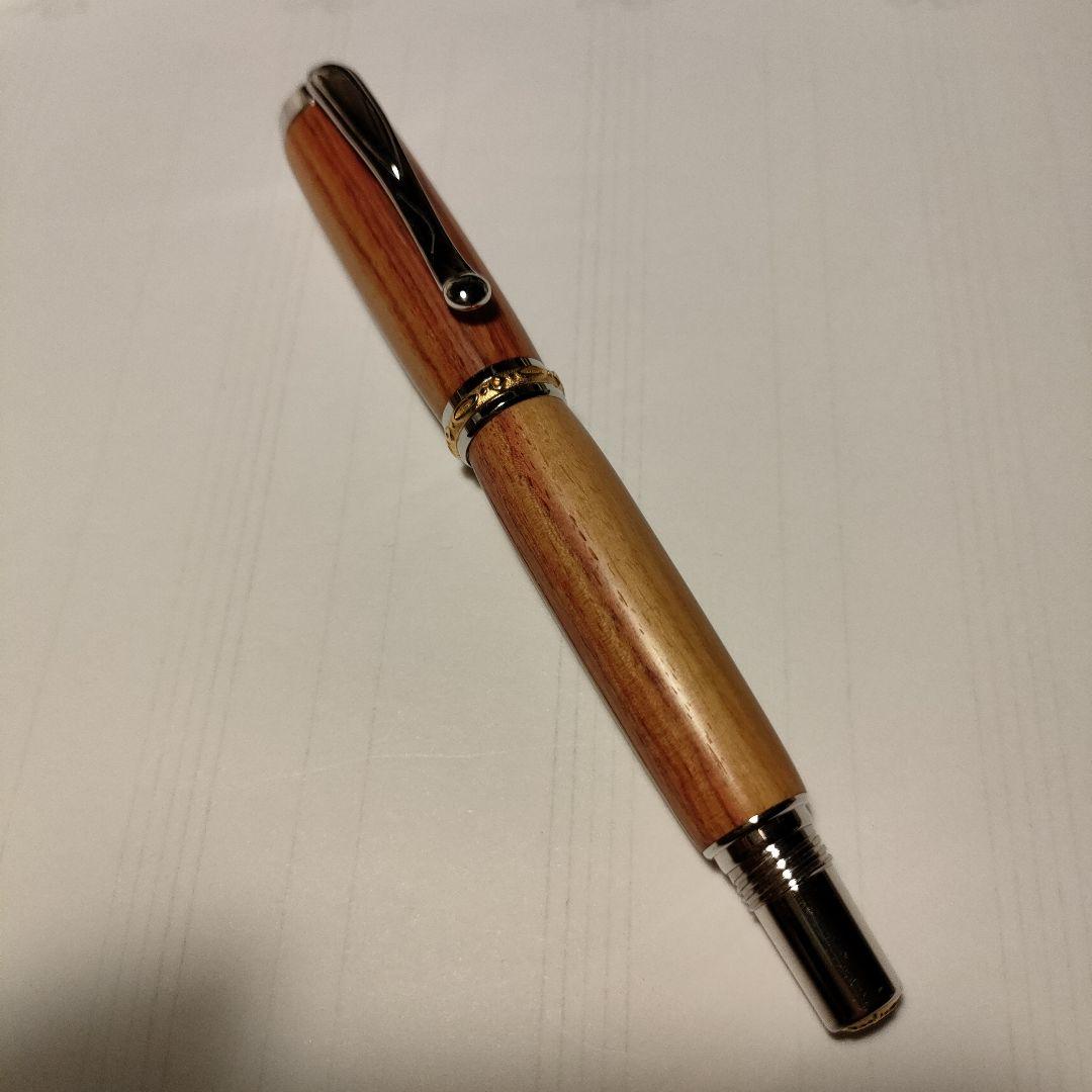 スティロアート軽井沢 万年筆 14k ピンクリボン運動応援チューリップウッド