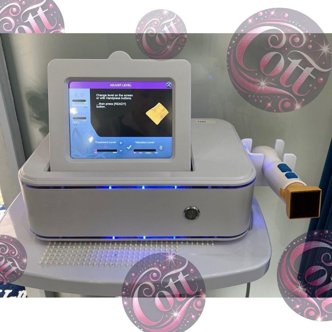 【大人気・美品】RF美顔器　まぶたもOK！たるみ・しわ・目元・ニキビ跡にも◎