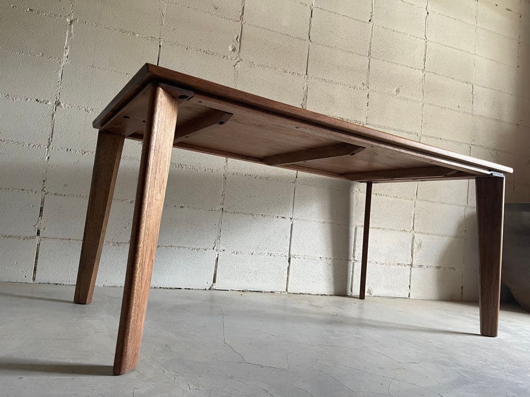 ウォールナット無垢材　ダイニングテーブル　ダイニング5点　朝日木材加工　アクタス