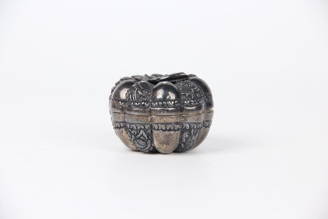 瓜形香合　龍鳳文　Silver925　落款　銀 重さ57.3g Eo15-1