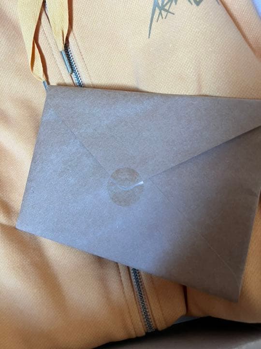 アイドル BTS ARMYST ZIP-UP HOODY MUSTARD