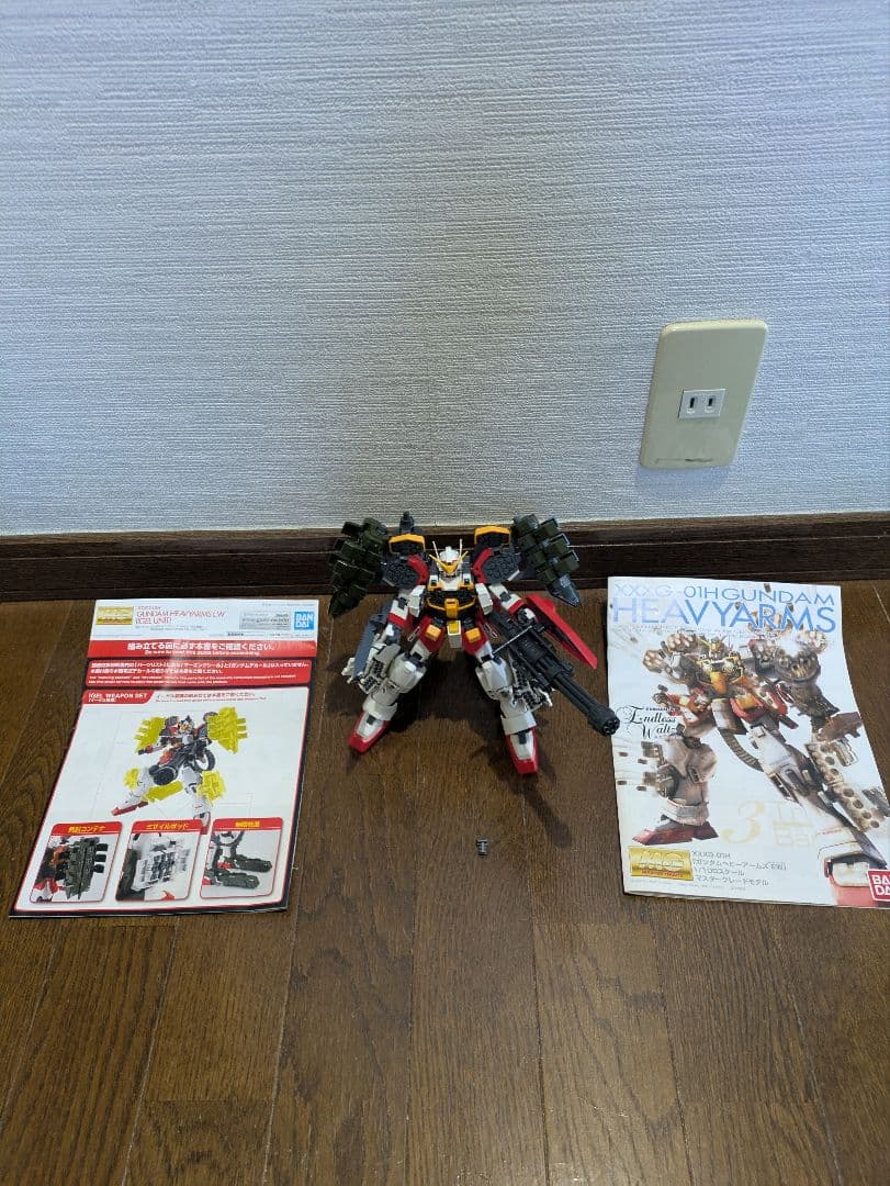 プラモデル ガンダム　ガンプラ　MG ヘビーアームズ　イーゲル装備　ジャンク