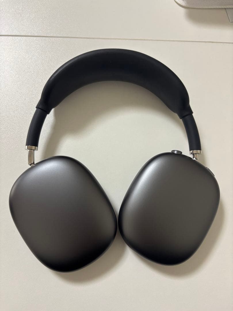 AirPodsMax スペースグレード