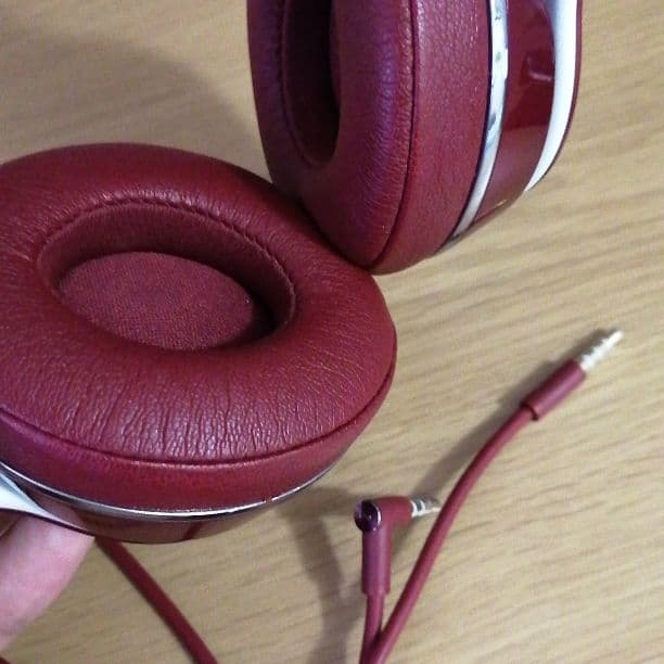 ヘッドホン ビーツ　ソロツー