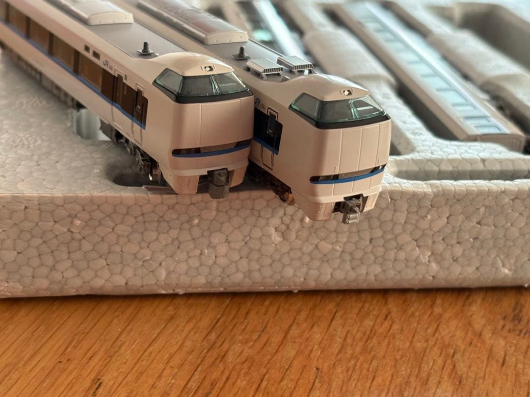 683系　4000番台　4両基本