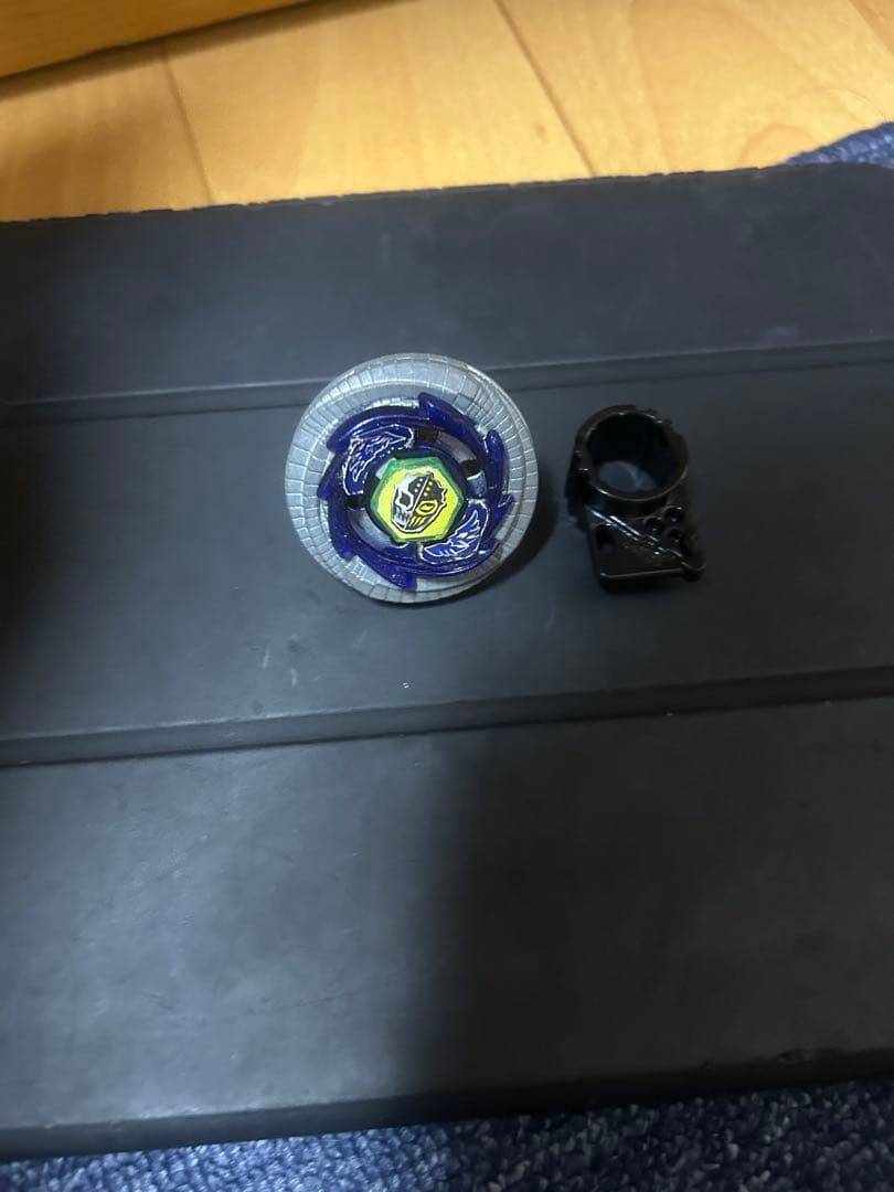 メタルファイトベイブレード　デュオウラヌス　ネジ付き