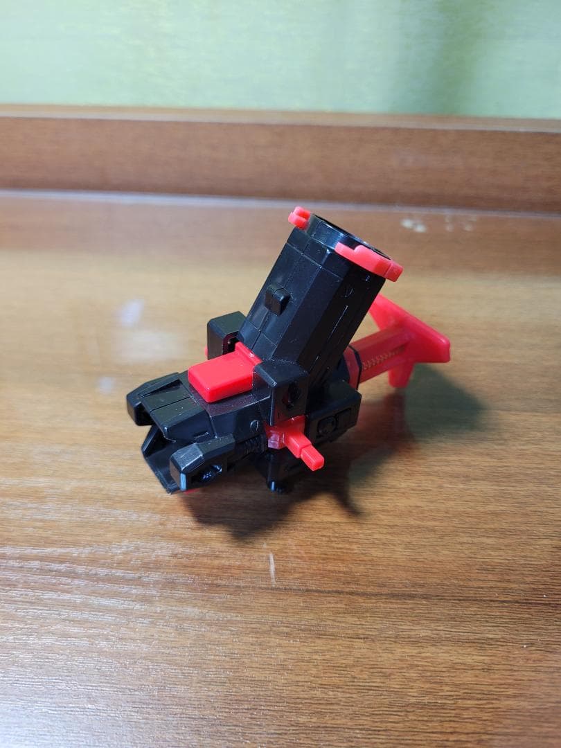 ビーダマンスティンガースコアとスマッシュトリガーコア