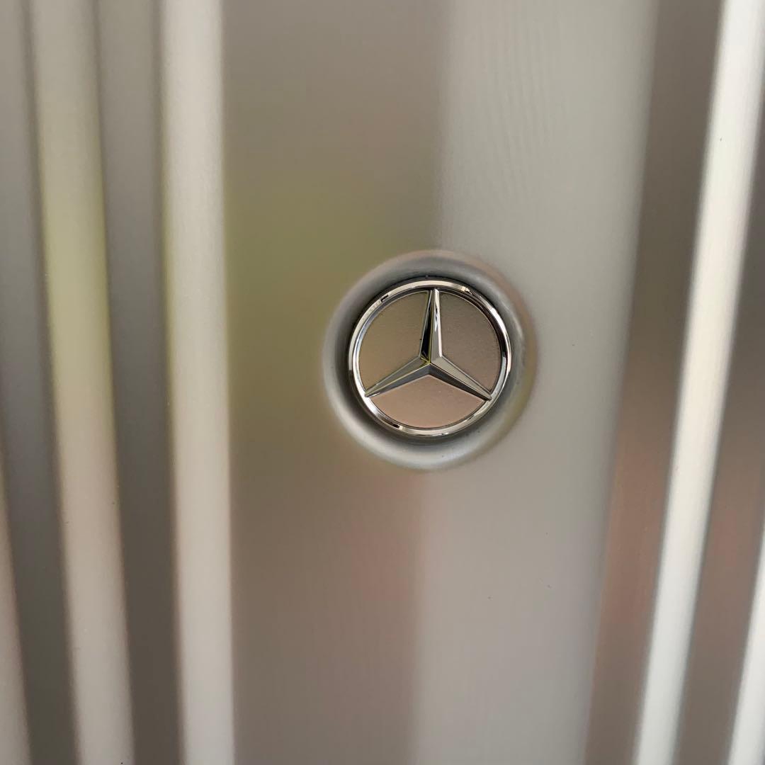 たま　非売品　メルセデスベンツ　スーツケース　シルバー　アルミ　キャリー