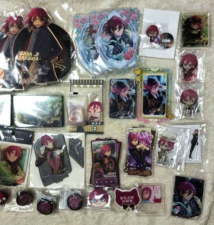 あんスタ　七種　茨　セット　缶バ　アクスタ　アクキー　中国