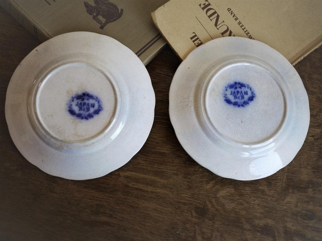 印判中皿2枚　FLOWBLUE　赤絵金彩　花唐草文様　ベロ藍伊万里　銅版転写染付