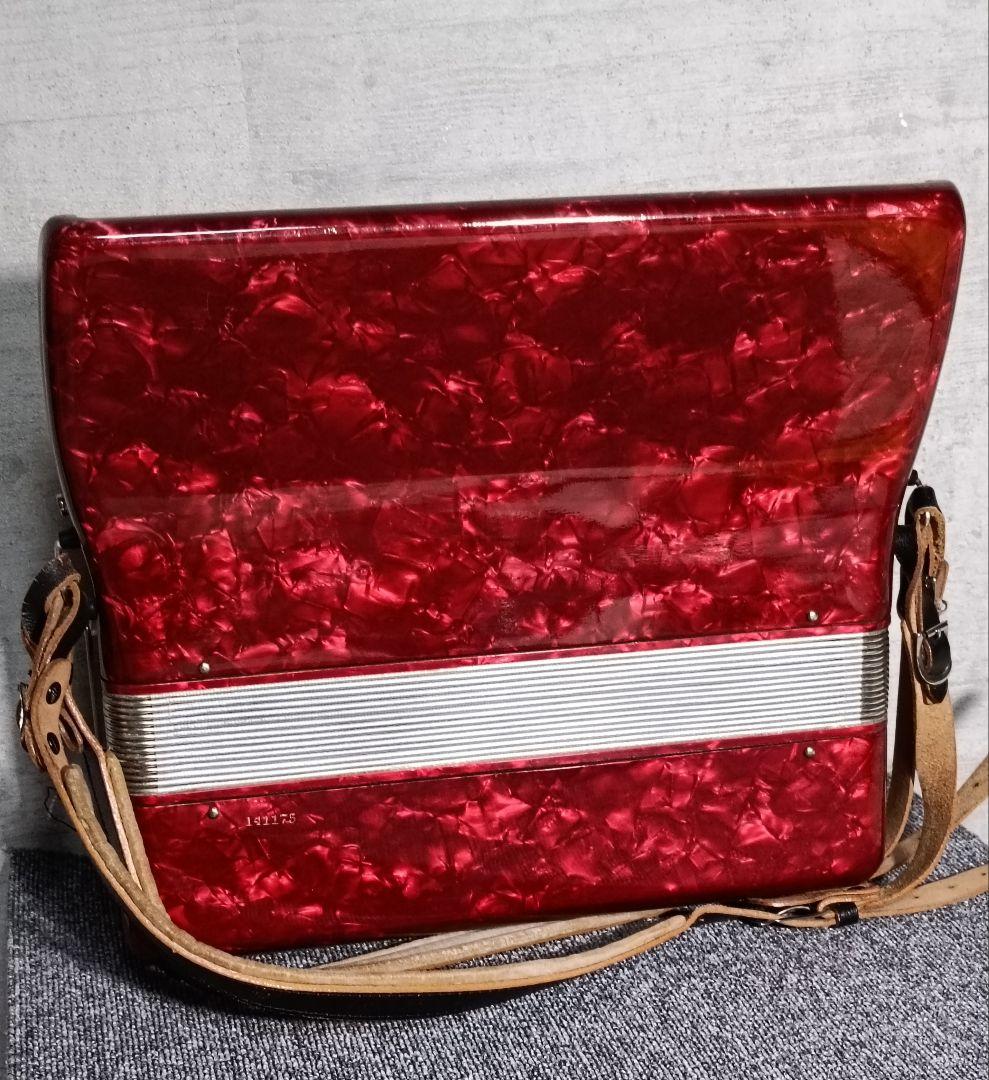 YAMAHA 赤アコーディオン 30鍵 美品です！音出し確認済み品